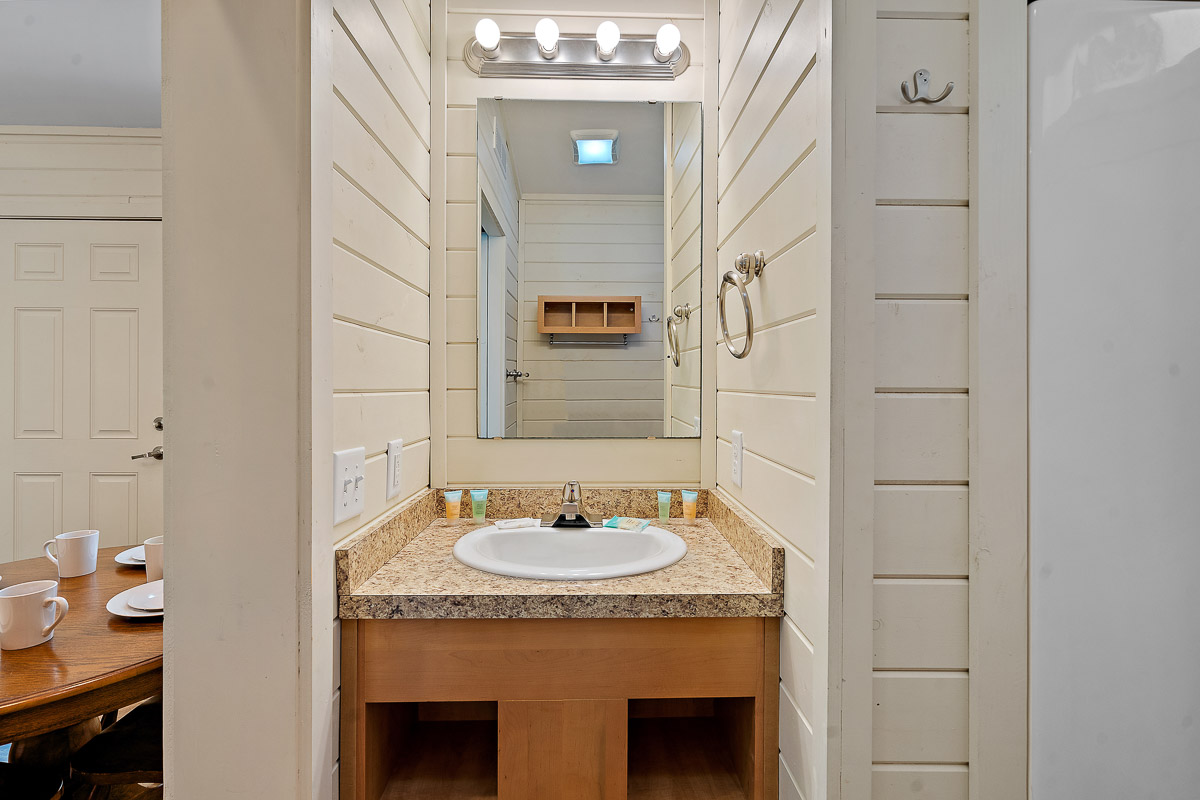 whiteface-cottage-bathroom-vanity